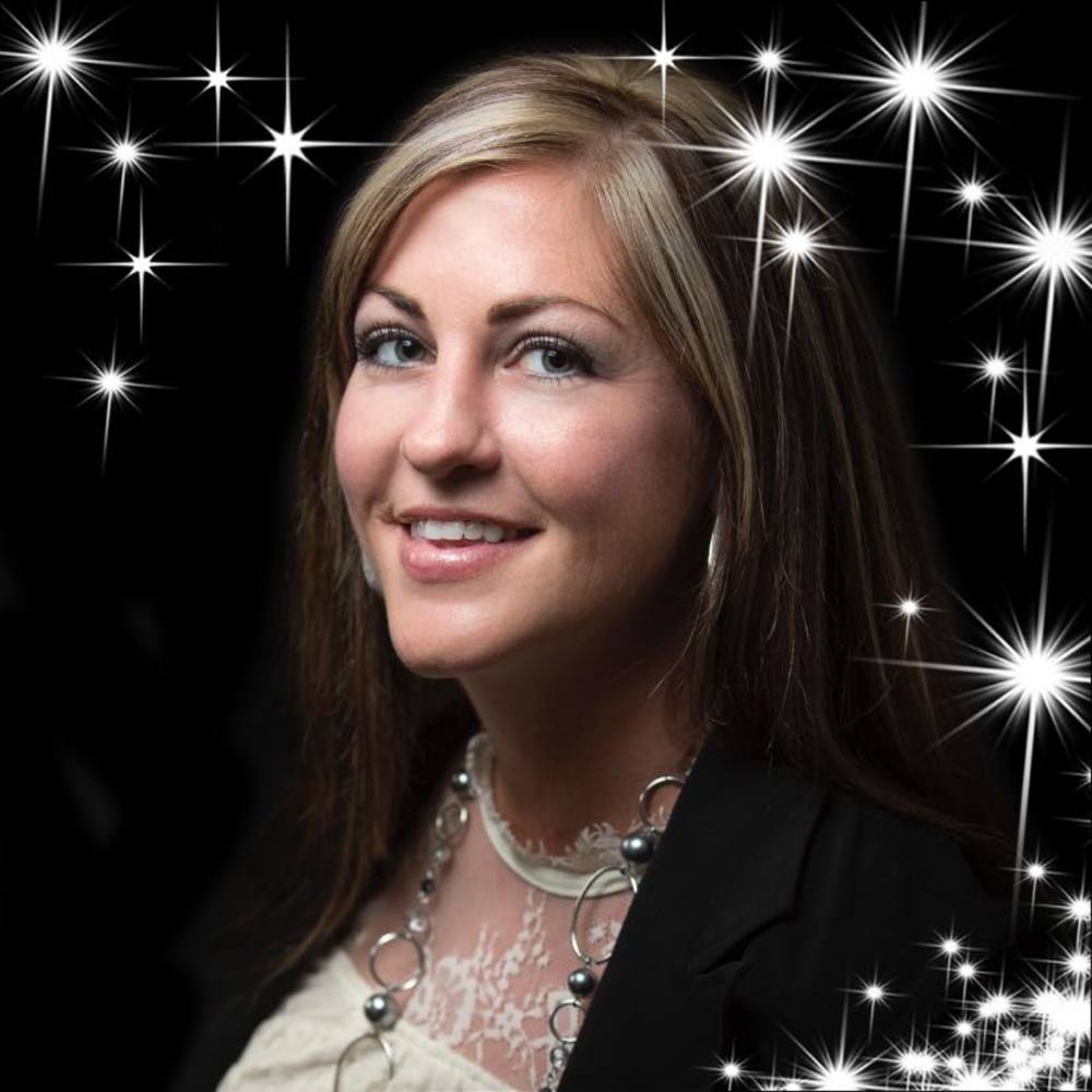 Meet your Posher, Crystal